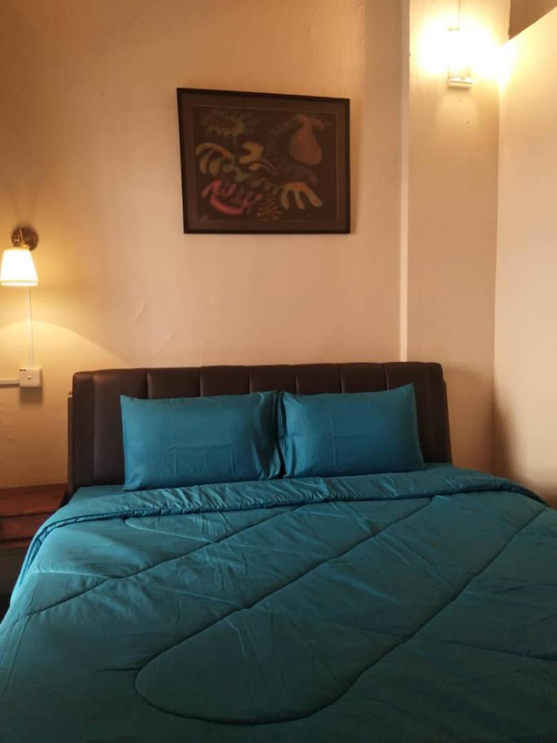 Grocer'S Inn Backpackers Guesthouse Kuala Lumpur Exterior foto